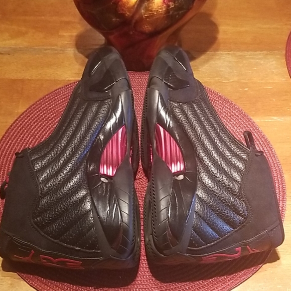 Jordan 14 Retro. Size 10 - Picture 8 of 11